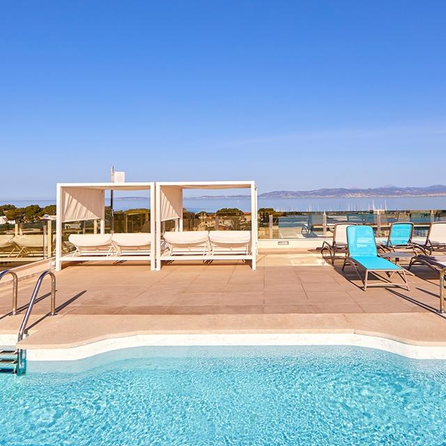 Meer info over Hotel Mediterranean Bay adults only  bij Sunweb zomer