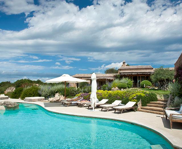 Bijzondere accommodaties Petra Segreta Resort & Spa in San Pantaleo (Sardinië, Italië)