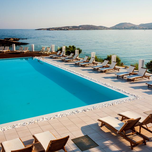 hotel-paros-bay