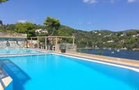 Cape Kanapitsa Hotel & Suites
