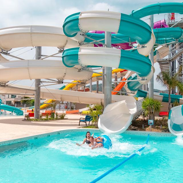 Vakantie Hotel Golden Taurus Aquapark Resort in Pineda de Mar (Costa Brava, Spanje)
