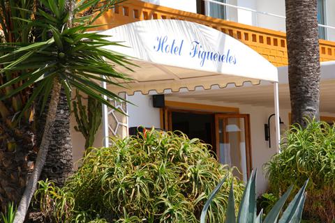 Goedkope zonvakantie Ibiza - Hotel Figueretas