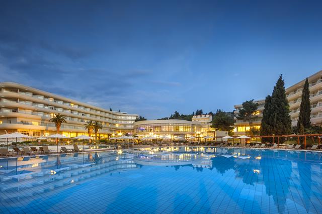 Vakantie 4* Dubrovnik € 709,- ▷ kindvriendelijk resort