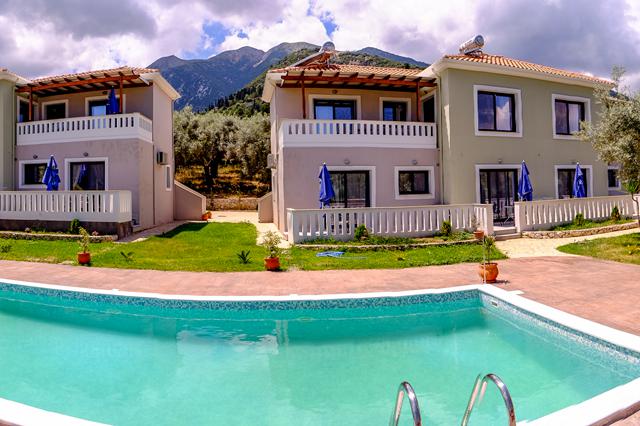Zonnige zonvakantie Lefkas ☀ 8 Dagen logies Appartementen Golden Sun Villas