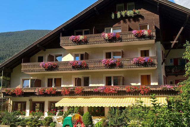 Wegens success verlengd! skivakantie Dolomiti Superski ❄ 8 Dagen  Hotel Rodes