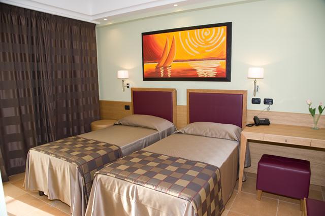 Last minute korting zonvakantie Sicilië ☀ 8 Dagen logies ontbijt Hotel Artemis
