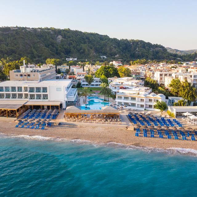 Hotel Avra Beach Resort