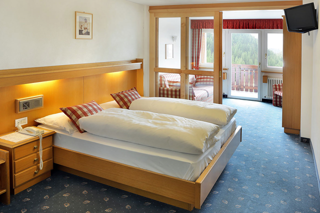 Last minute skivakantie Dolomiti Superski ⛷️ Hotel Astor Suites
