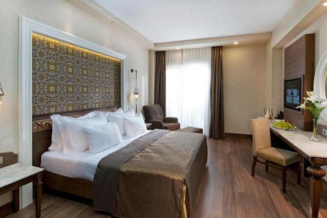 Koffers vol korting op een vakantie Turkse Rivièra 🏝️ 8 Dagen ultra all-inclusive Hotel Gural Premier Tekirova