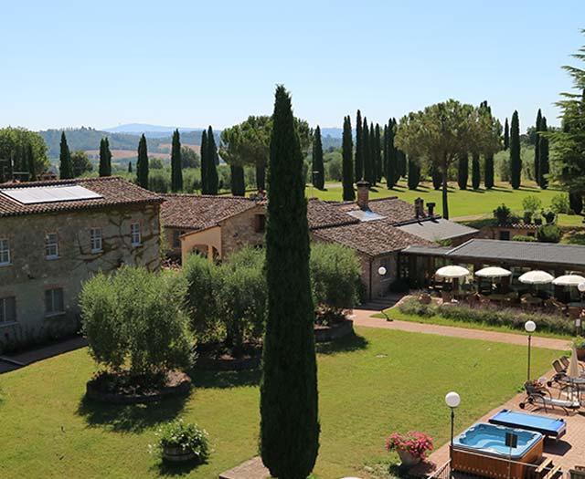 Online bestellen: Agriturismo La Sovana Appartementen