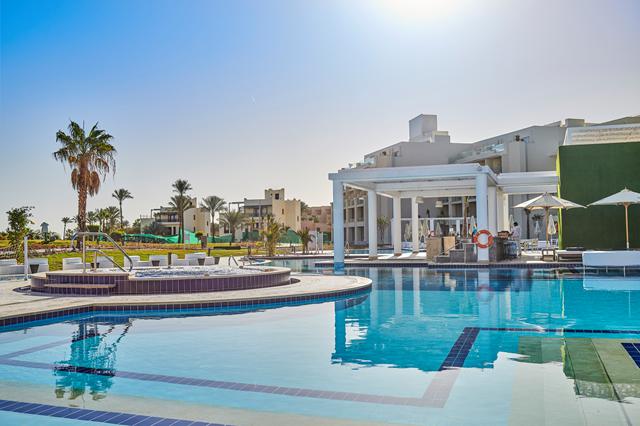 Laagste prijs vakantie Rode Zee 🏝️ Hotel Steigenberger Pure Life Style Resort 8 Dagen  €1292,-