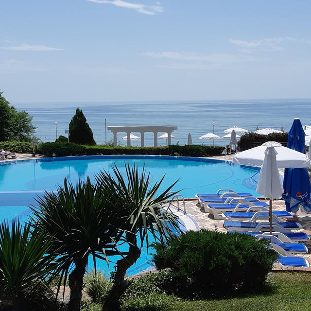 Meer info over Hotel Sineva Beach  bij Sunweb zomer