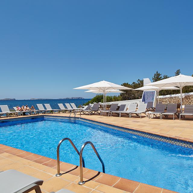 Vakantie Sol Bahia Ibiza Suites in Cala Gracio (Ibiza, Spanje)