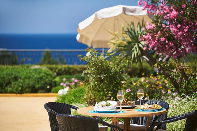Echt wel! zonvakantie Madeira ☀ 8 Dagen logies ontbijt Hotel Porto Mare
