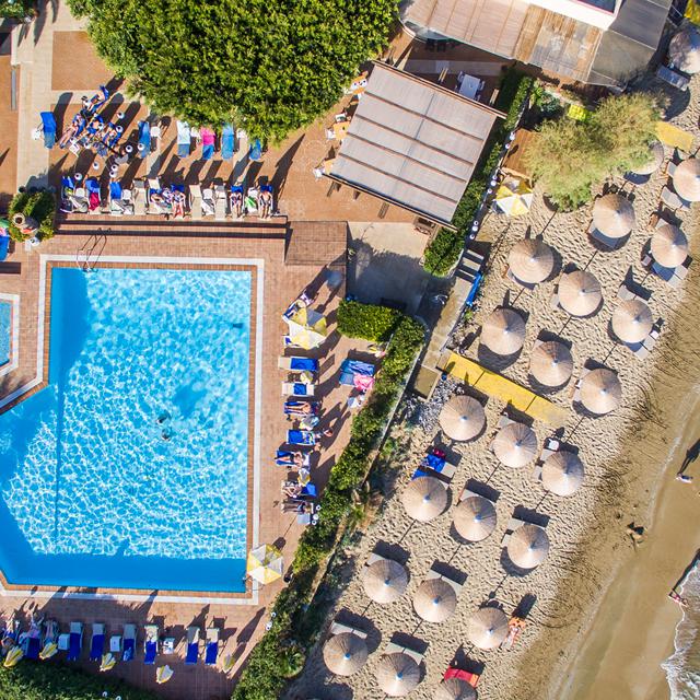 Hotel Zephyros Beach