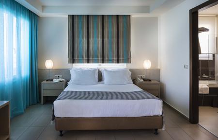 Hotel Glaros Beach (halvpension) slide 3