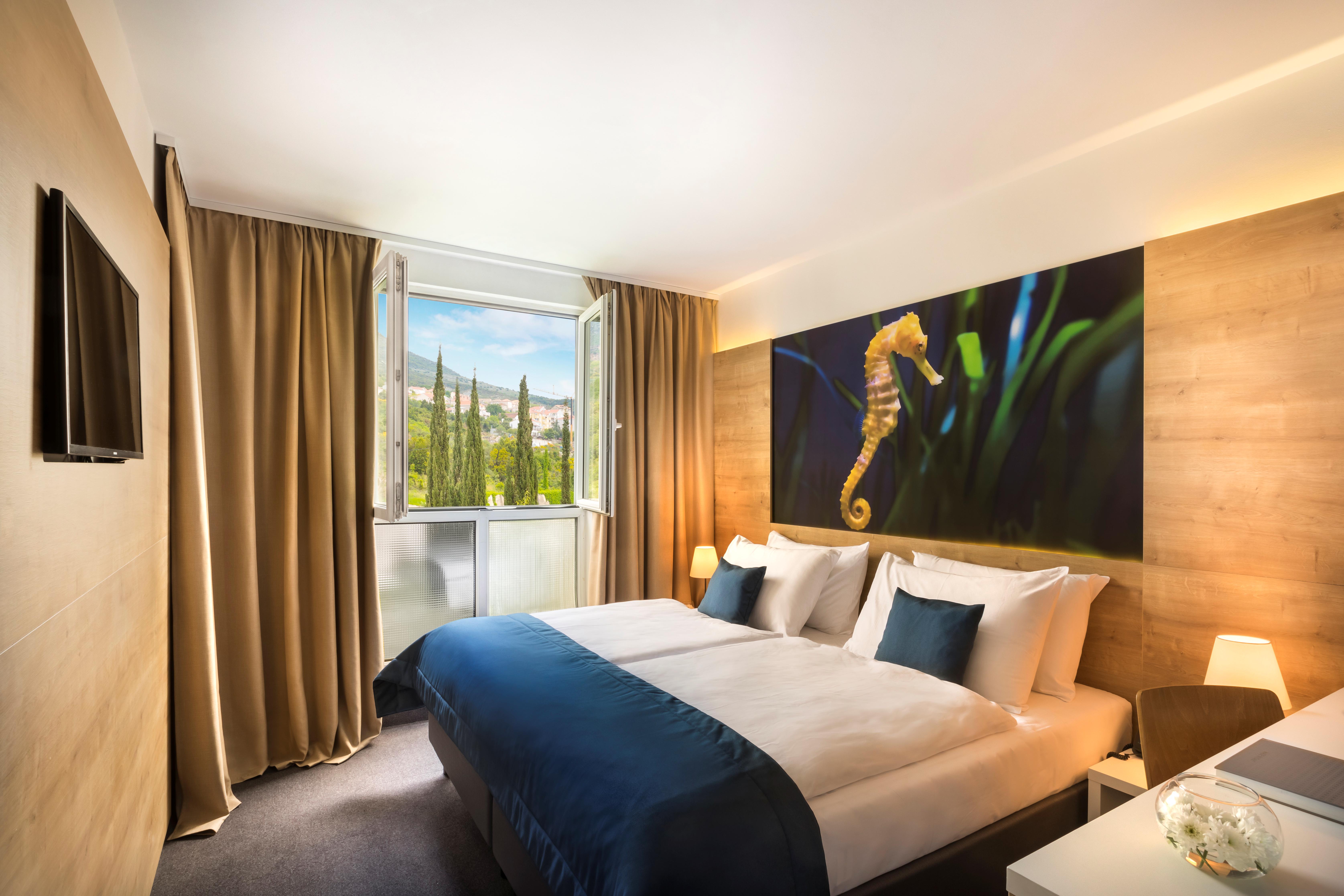 Remisens Hotel Epidaurus  slide 3