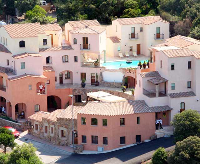 Bijzondere accommodaties Hotel Arathena in San Pantaleo (Sardinië, Italië)