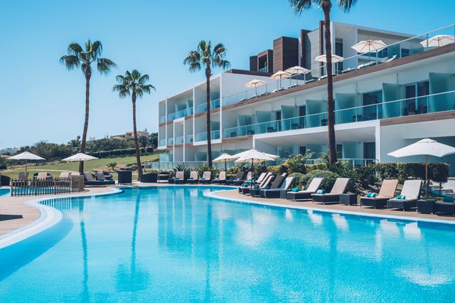 Speciale aanbieding zonvakantie Algarve 🏝️ 8 Dagen logies ontbijt Iberostar Selection Lagos Algarve