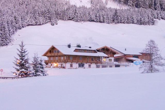 Beste prijs wintersport Zillertal ⛷️ 4 Dagen logies ontbijt Pension Schönachhof