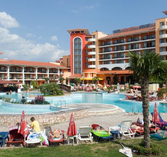 Meer info over Hrizantema Hotel  bij Sunweb zomer