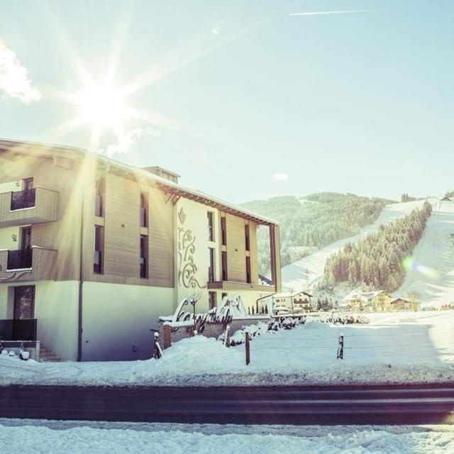 Enjoy The Alps - Logies/Ontbijt