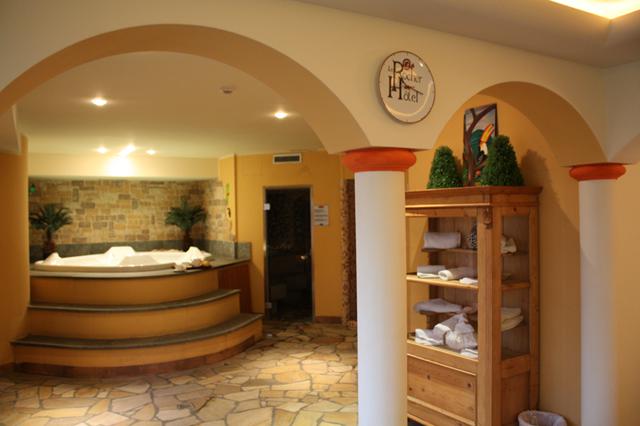 Goedkope skivakantie Monterosa ⛷️ Hotel Le Rocher