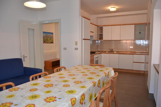 Appartement 3* Italië € 693,- | kluisje op kamer, hond is welkom, parkeerplaats, restaurant(s)