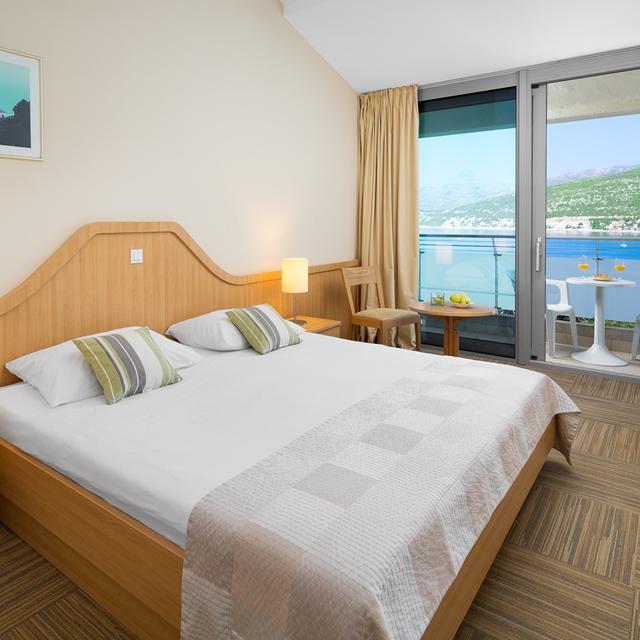 Club Dubrovnik Sunny Hotel by Valamar