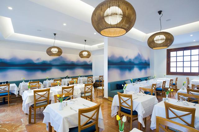 Vroege vogels actieprijs zonvakantie Ibiza 🏝️ 8 Dagen logies ontbijt Hotel Osiris Ibiza