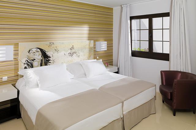 Goedkoopste zomervakantie Lanzarote - Hotel H10 White Suites