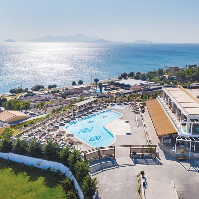 Hôtel Grand Blue Beach Resort