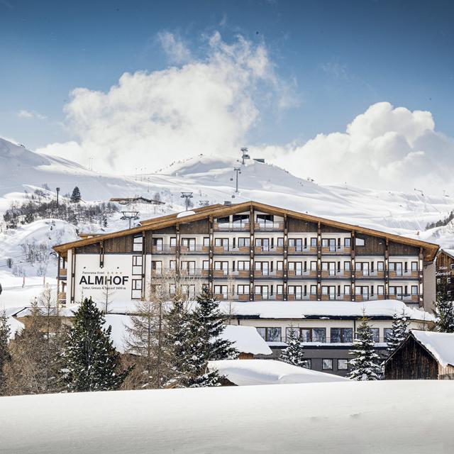 Meer info over Hotel Almhof  bij Sunweb-wintersport