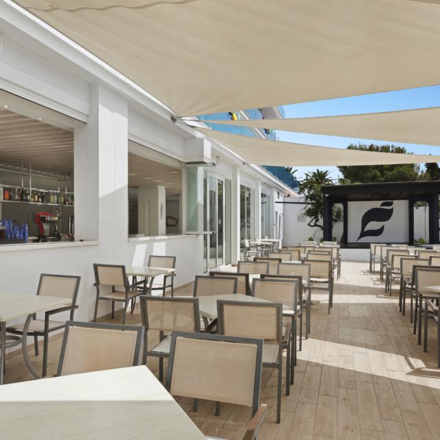 Aparthotel THB Sa Coma Platja photo 11