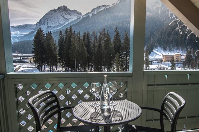 Goedkoop op wintersport Dolomiti Superski ⭐ 8 Dagen halfpension Schloss Hotel Dolomiti