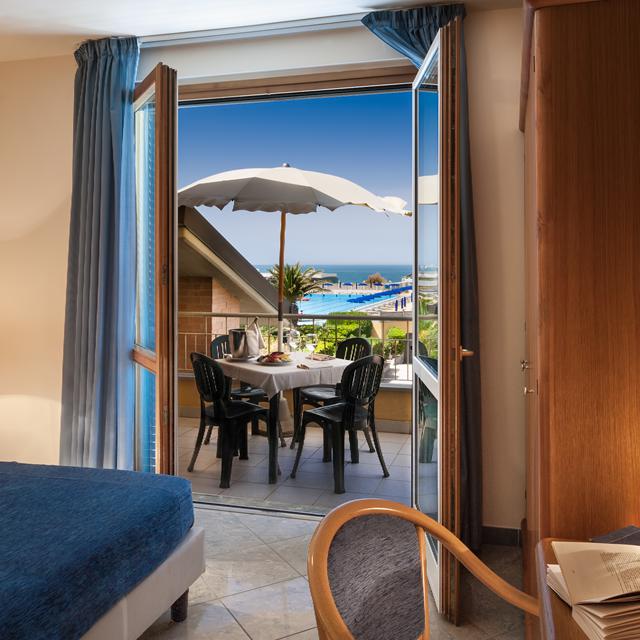 Continental Resort Tirrenia photo 4