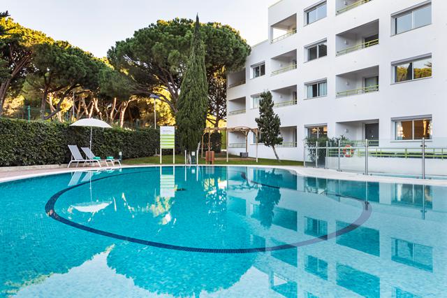 Binnen 6 weken op vakantie Algarve ☀ 8 Dagen logies Aparthotel The Patio Suite