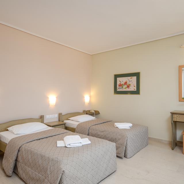 proteas-hotel-suites