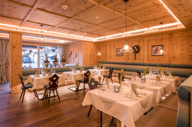 Skiën 4.5* Kirchberg € 1312,- 【eigen vervoer】