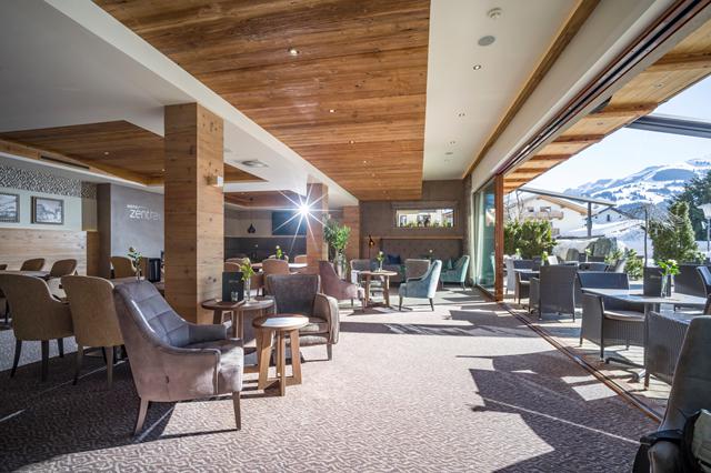 Skiën 4.5* Kirchberg € 1312,- 【eigen vervoer】