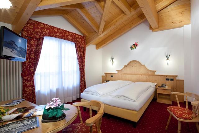 Goedkope wintersport Dolomiti Superski ⛷️ Hotel Pordoi