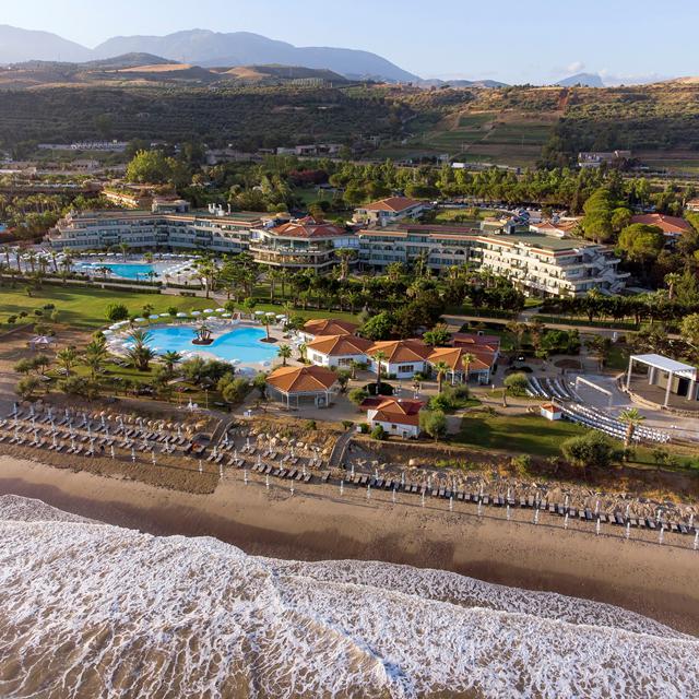 Grand Palladium Sicilia Resort & Spa reviews