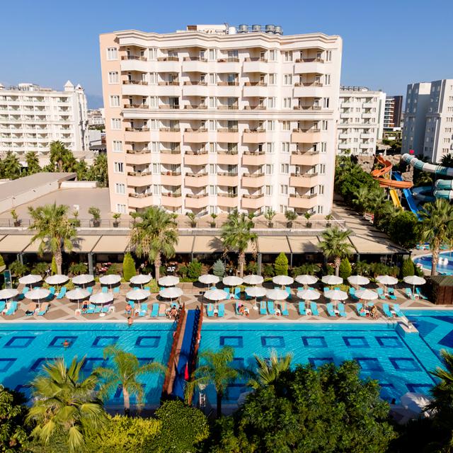 Meer info over Hotel Ramada Resort Lara  bij Sunweb zomer