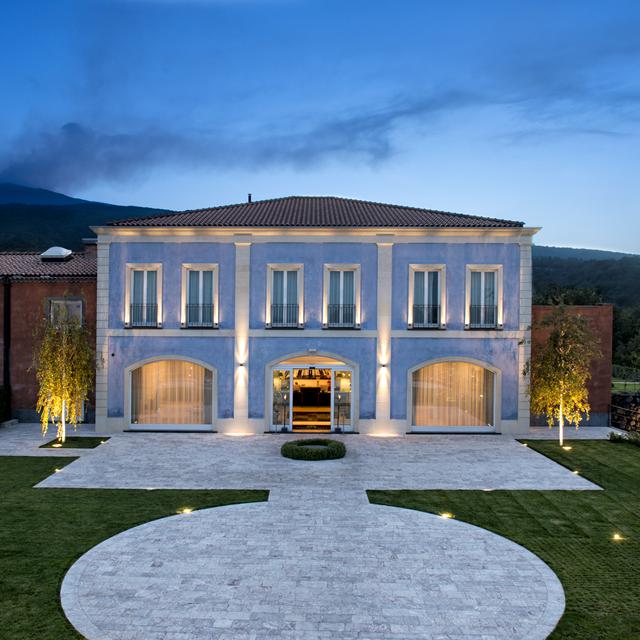 Online bestellen: Villa Neri Etna Resort & SPA