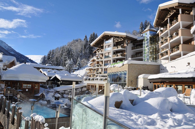 Speciale actieprijs wintersport Skicircus Saalbach-Hinterglemm-Leogang-Fieberbrunn ⛷️ 3 Dagen halfpension The Alpine Palace New Balance Luxus Resort