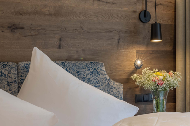 Skiën 4* Mayrhofen € 1086,- ▷ lekker aprs-skin