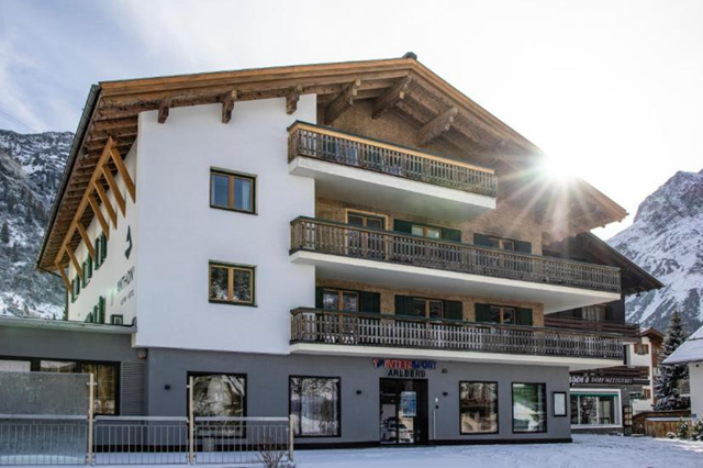 Korting skivakantie Arlberg Skiregion ❄ 8 Dagen logies ontbijt Hotel Anthony's Alpin