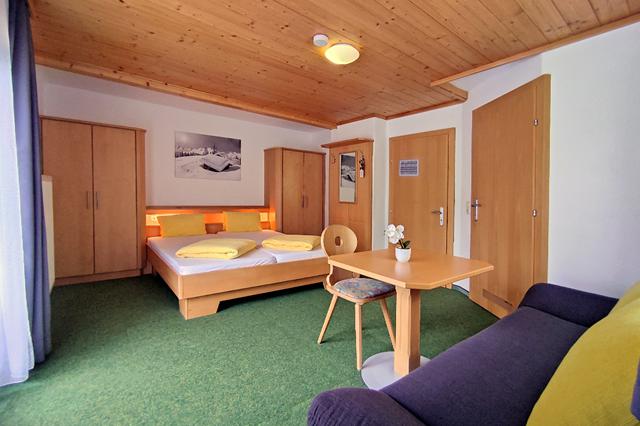 1-persoonskamer type I 3.5* Oostenrijk € 825,- ✓ parkeerplaats, restaurant(s), sauna, wifi, kluisje op kamer, wellness