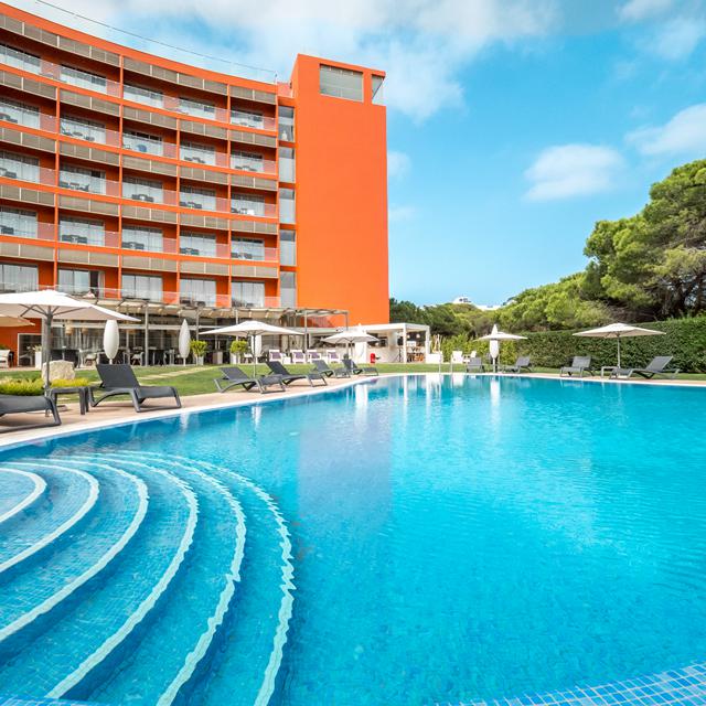aqua-pedra-dos-bicos-design-beach-hotel