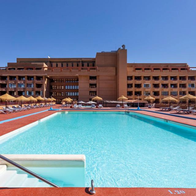 Meer info over Hotel Las Palmeras affiliated by FERGUS  bij Sunweb zomer